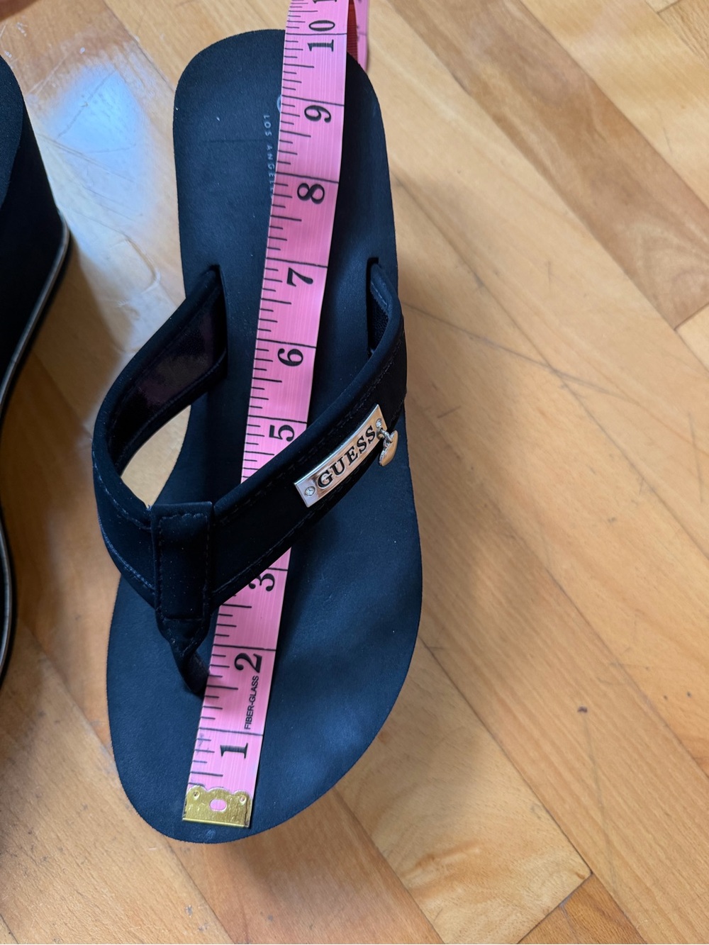 GUESS Black Wedge Platform Flip Flop Sandals Size 9 - Picture 8 of 16